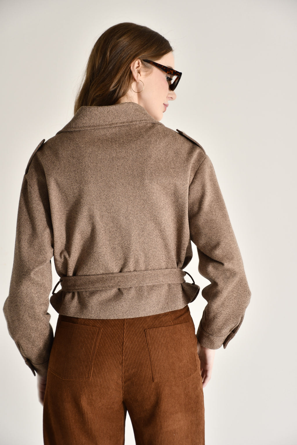 Abrigo corto cinturón