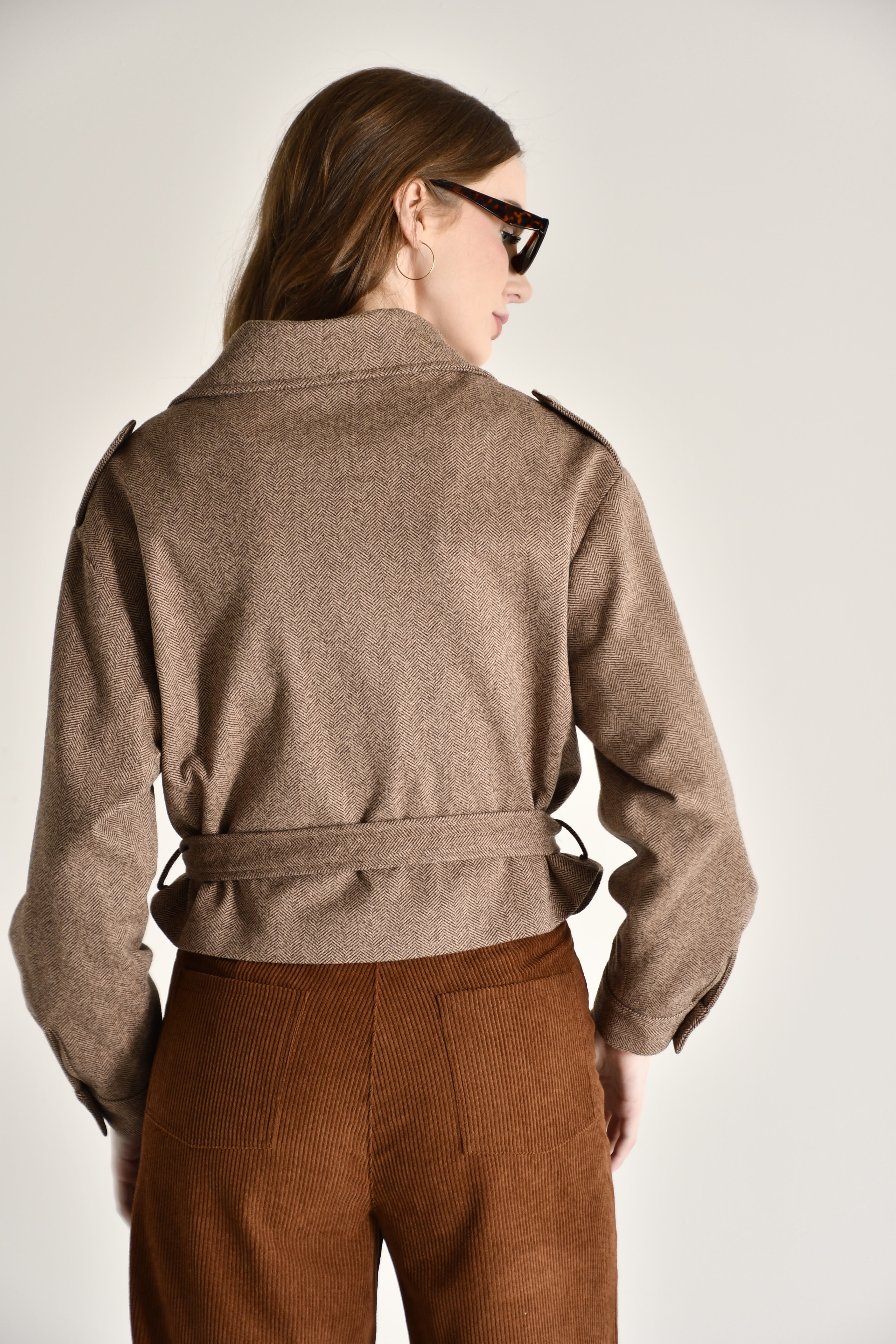 Abrigo corto cinturón