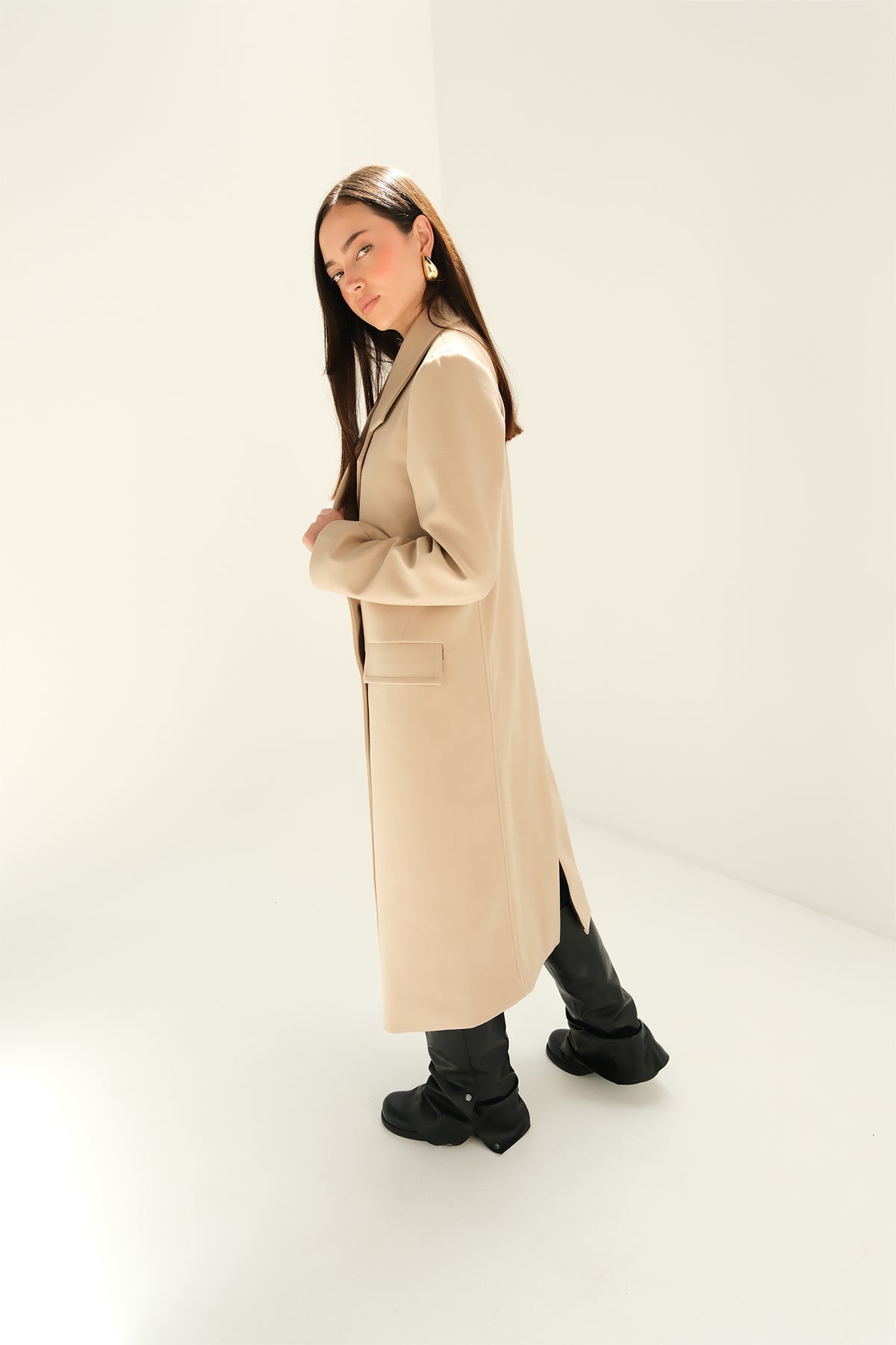 Paris beige coat