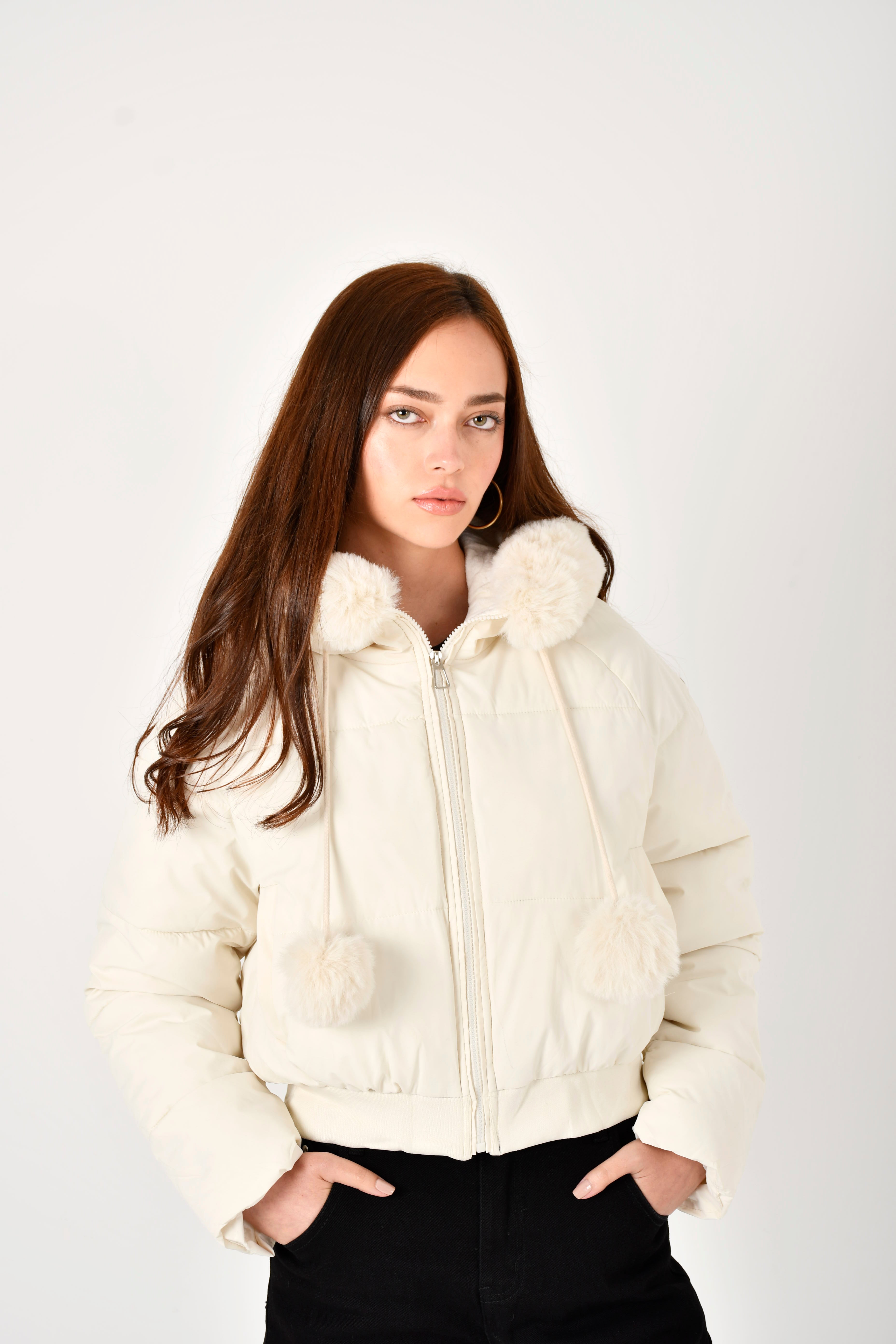 Cazadora impermeable corta