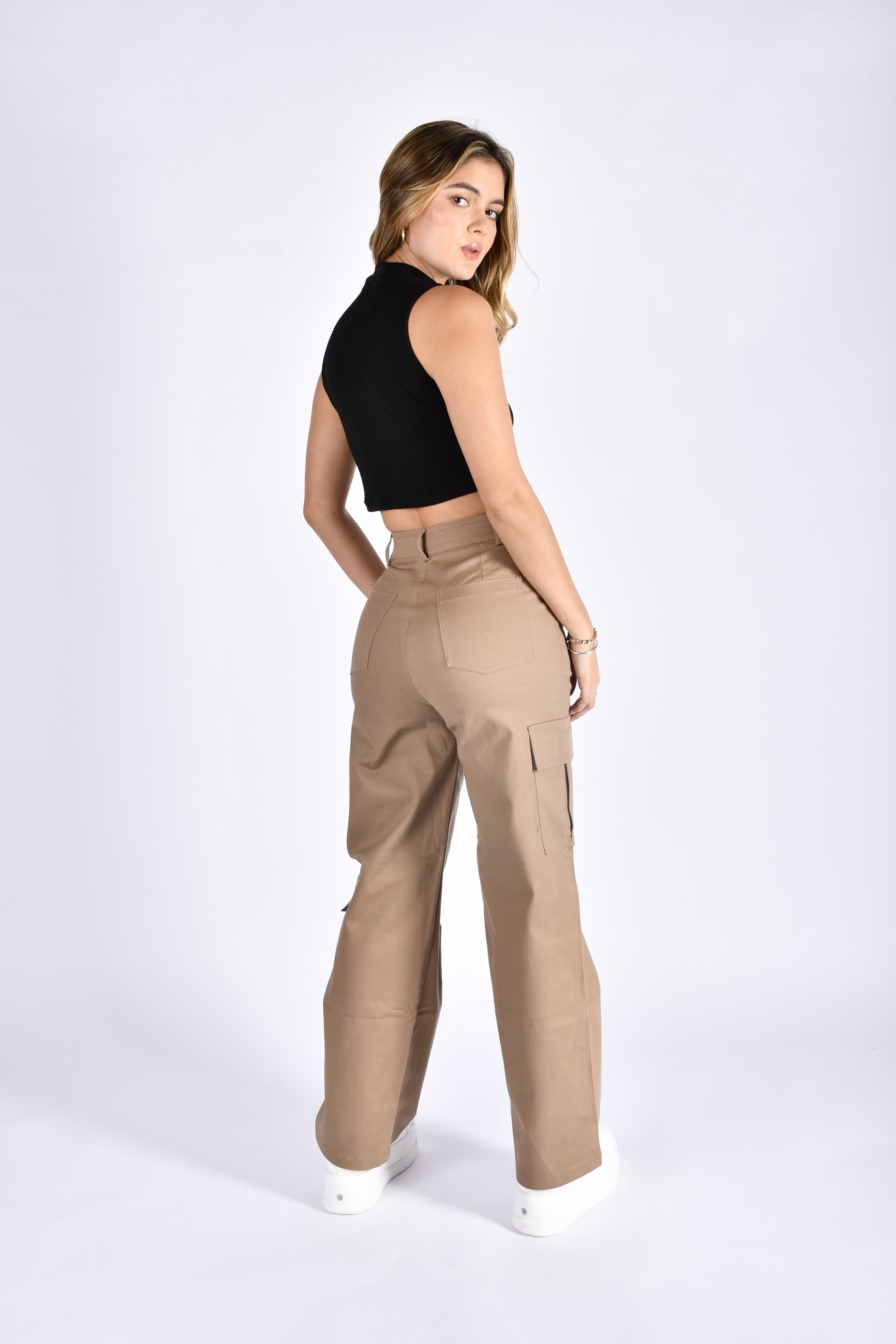 Pantalón cargo